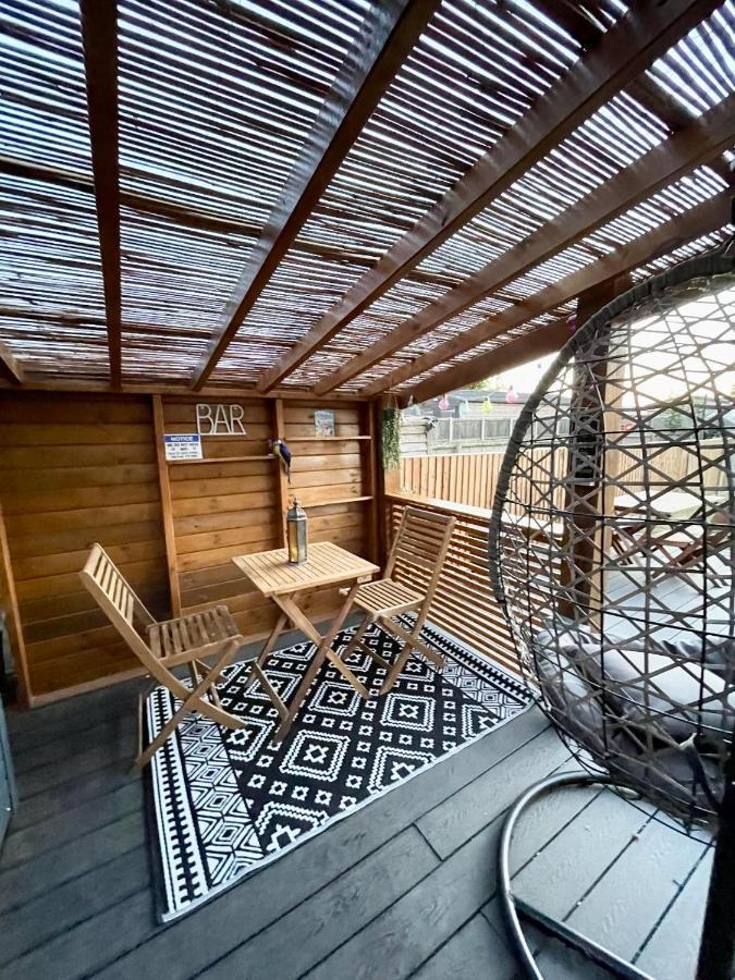 فيلا Coastal Terrace Dogs Welcome Optional Hot Tub Sea Palling المظهر الخارجي الصورة